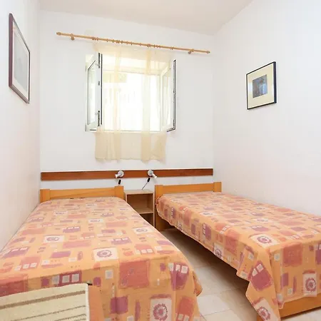 Apartamento Rogoznica 13012a