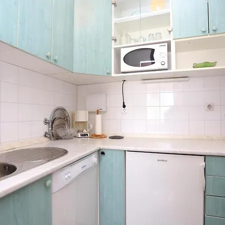 Rogoznica 13012a Apartamento *